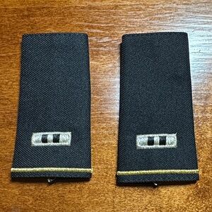 U.S. Army Chief Warrant Officer 2 (CW2) Shoulder Mark